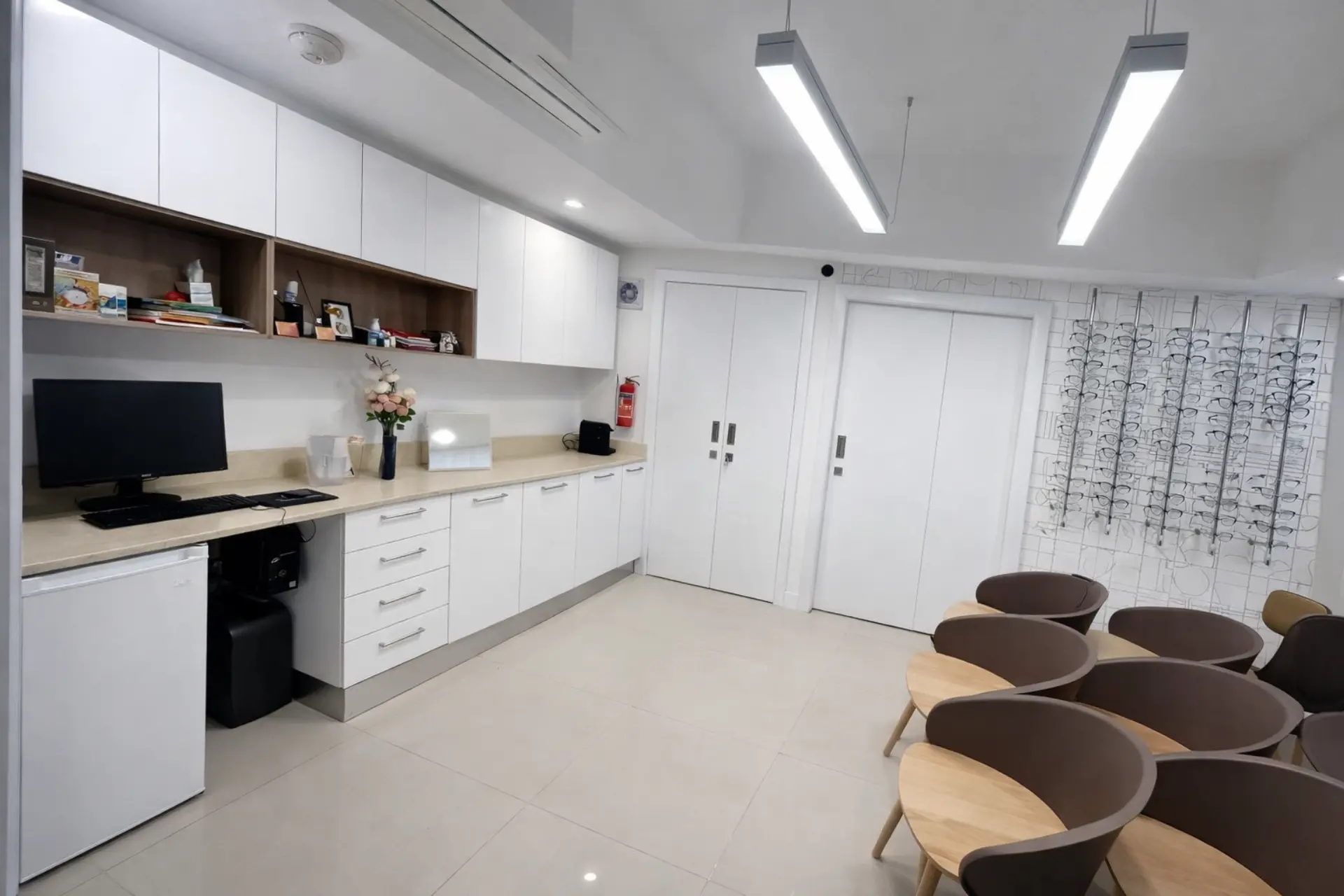 Remodelación moderna de consultorios profesionales